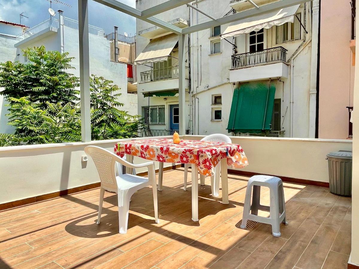 Five Brand New Boutique Apartments Central Athens Exterior photo